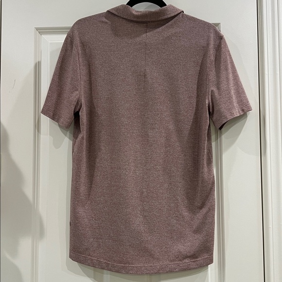 Lululemon Men’s Evolution Polo size medium - Picture 3 of 3